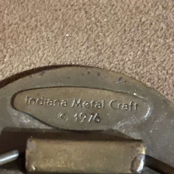 Hunter’s belt buckle copper like or copper not sure, listed to sell - Picture 3 of 3